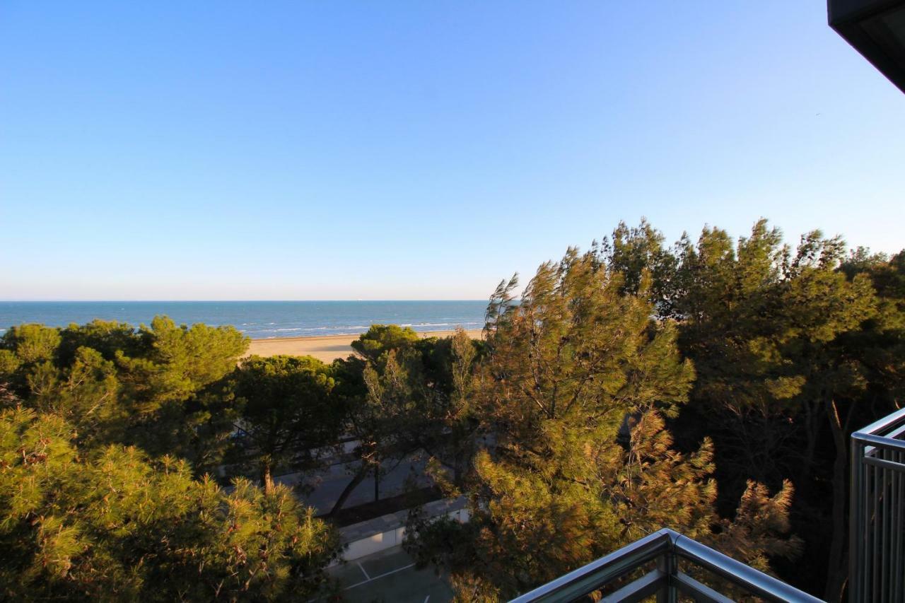 International Villa Lignano Sabbiadoro Bagian luar foto